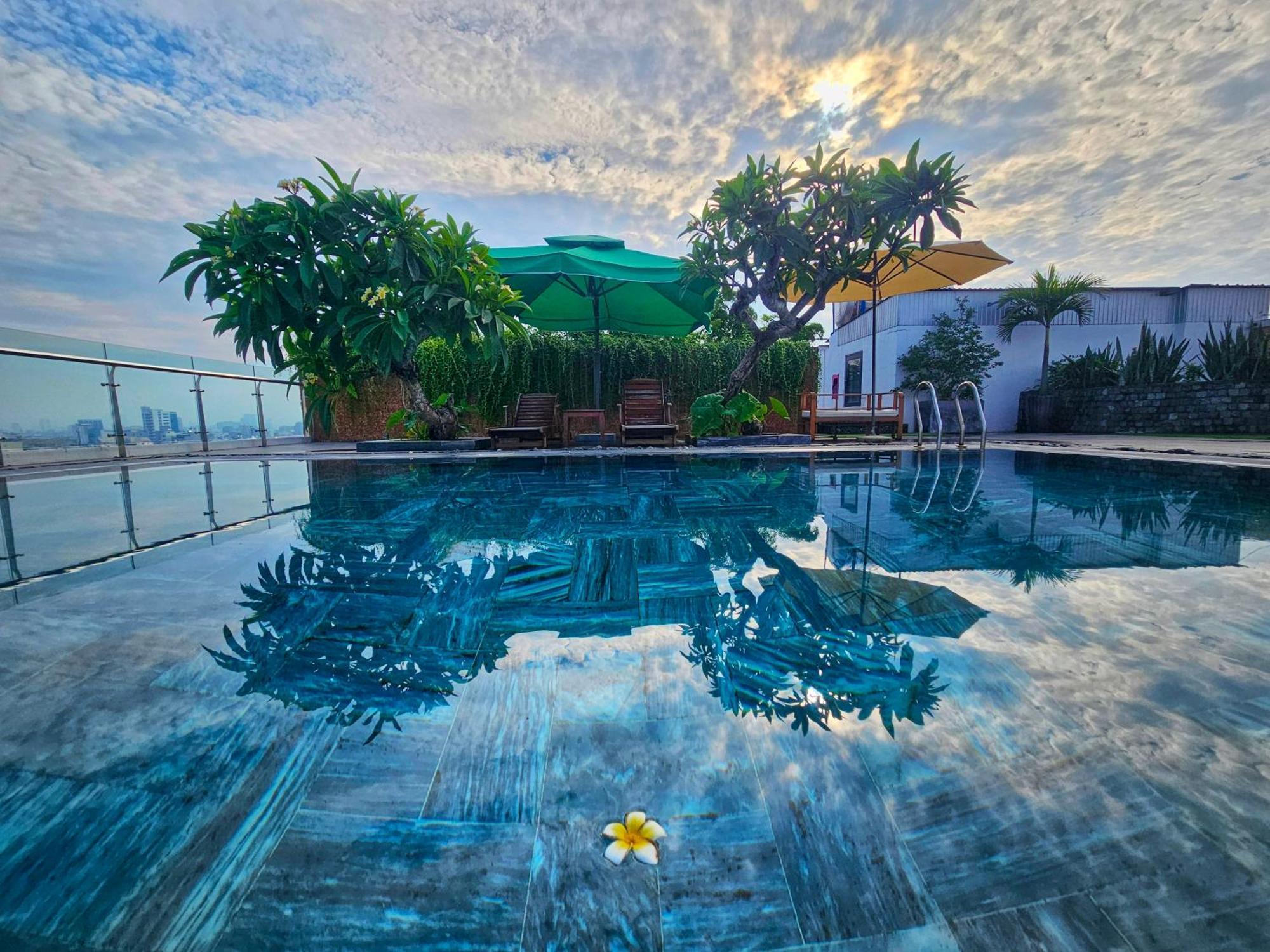 Mtr Apartment & Hotel Da Nang Exterior foto